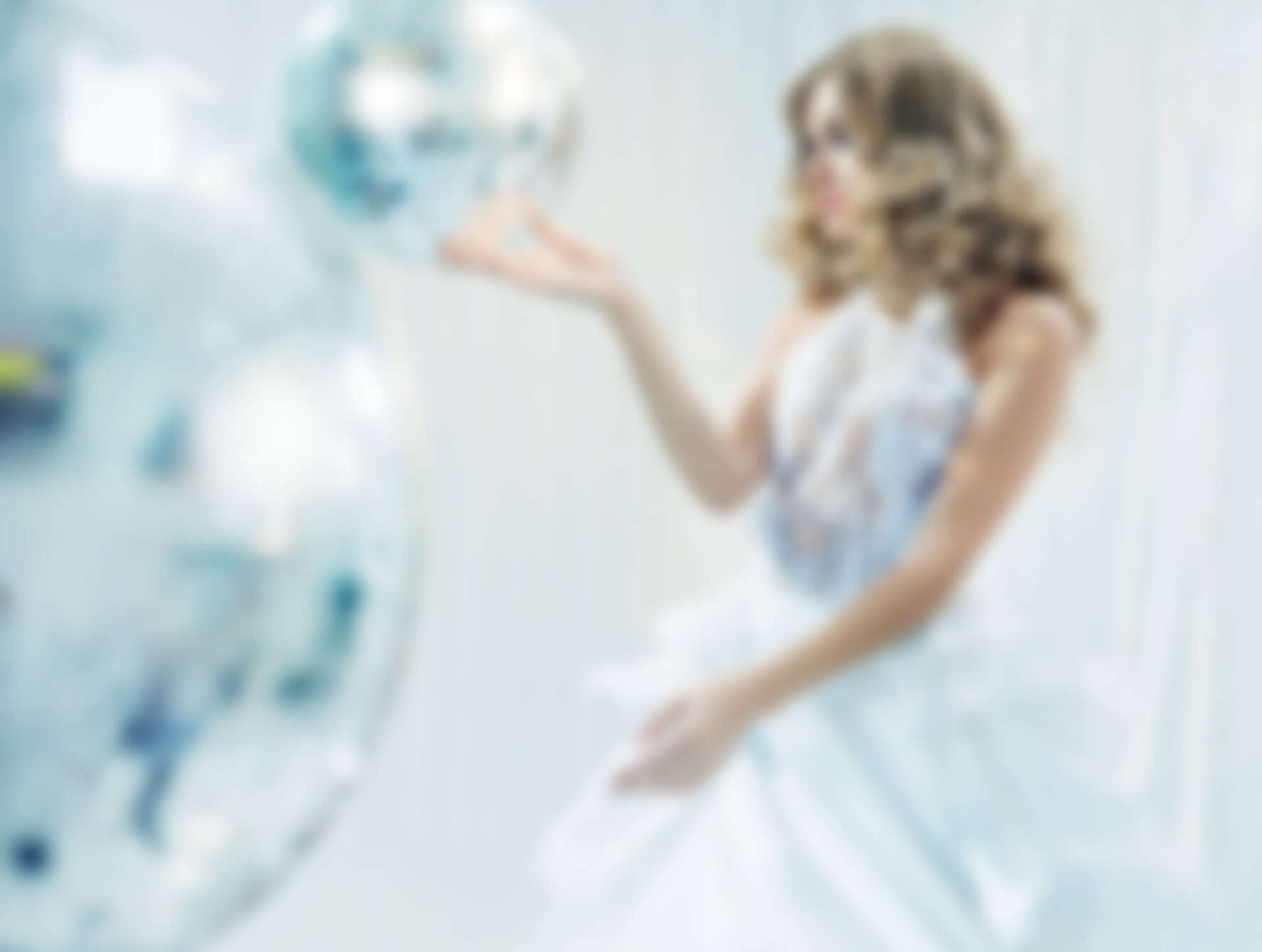 These Are Miranda Kerr's Favorite Thingsa